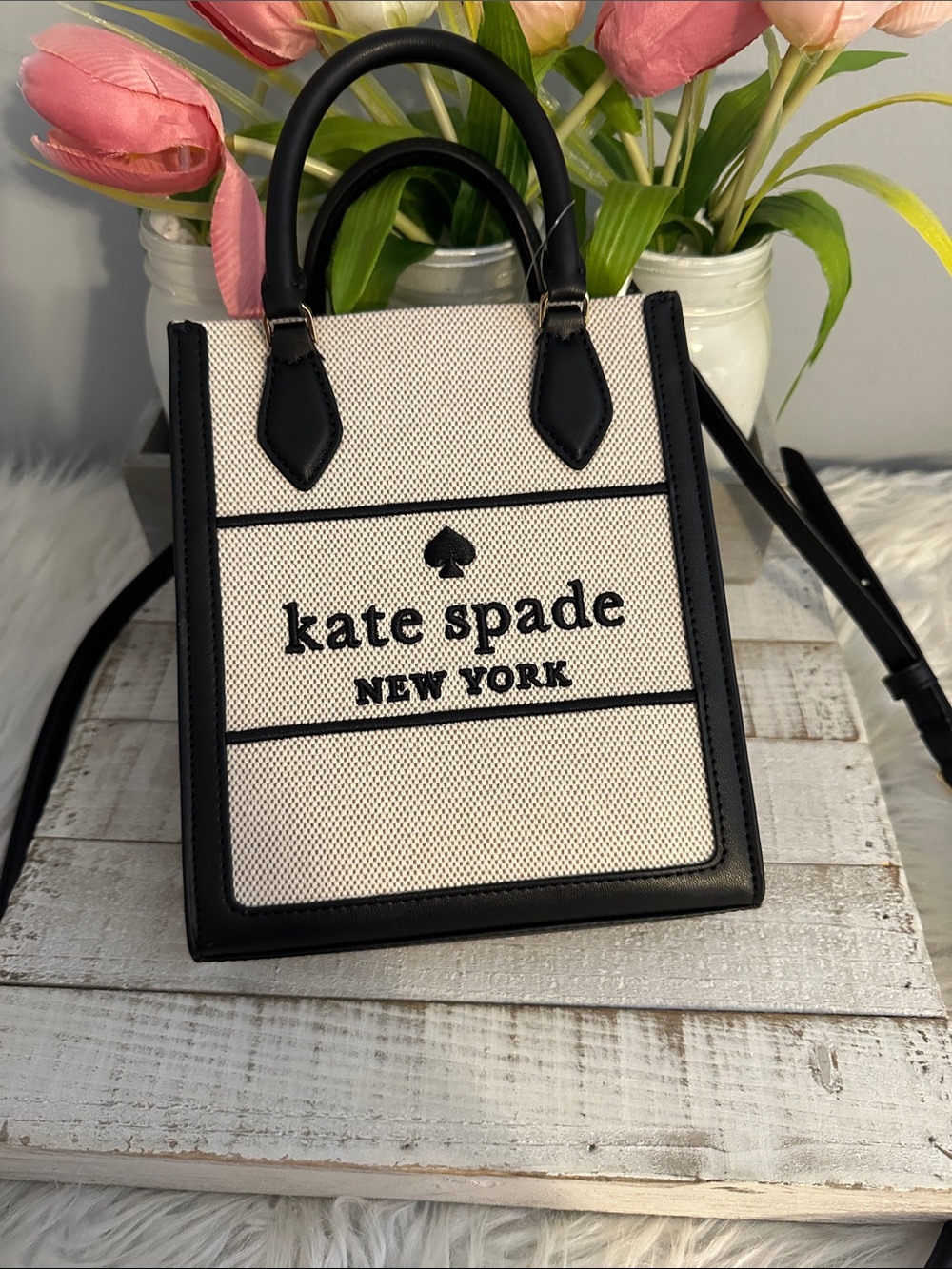 Nwt Kate spade Ellie mini canvas bag - Picture 2 of 12